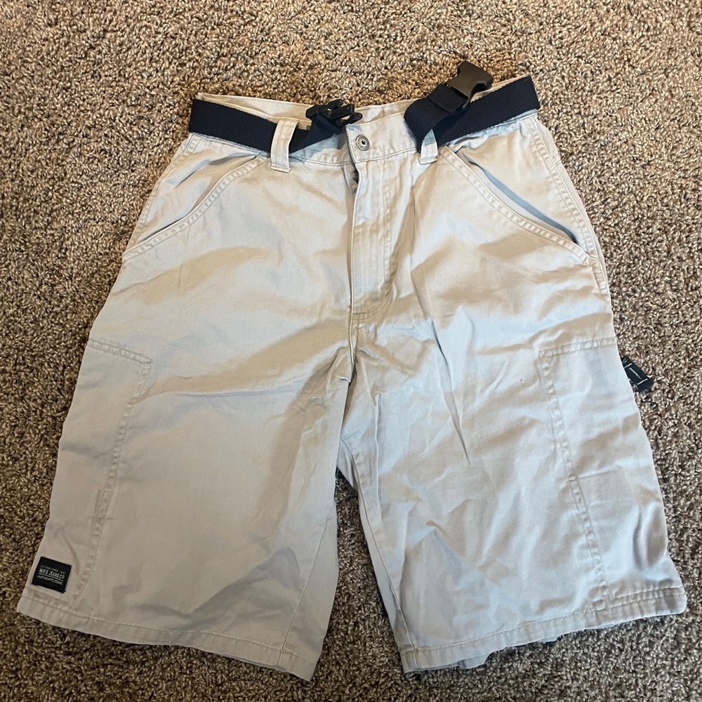 Cargo Shorts w/ belt